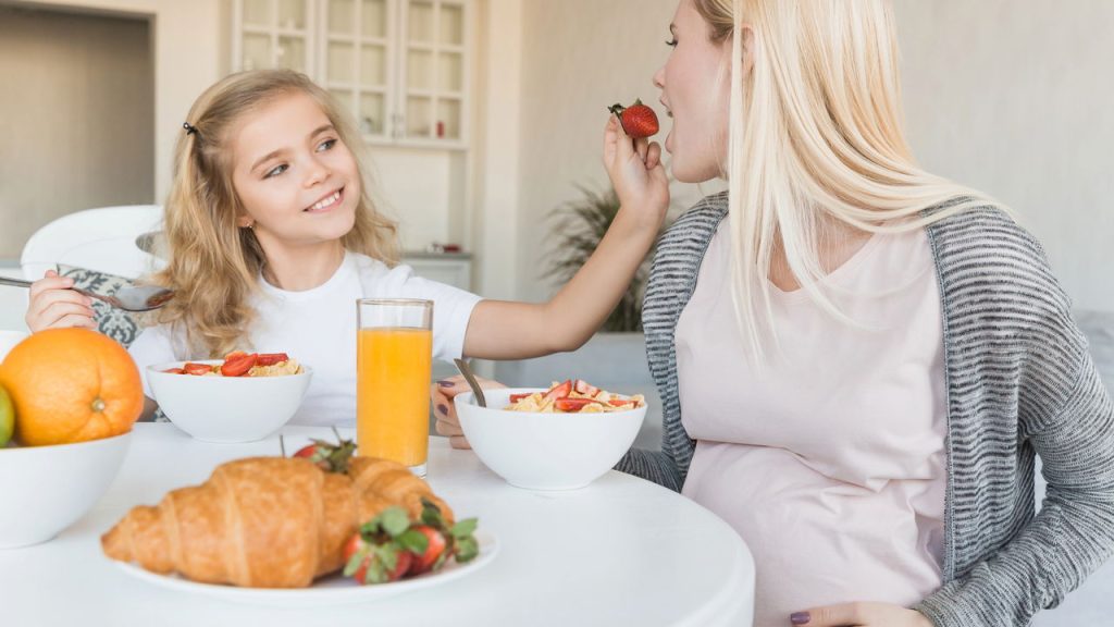 Gestantes precisam evitar esses alimentos para garantir saúde do bebê