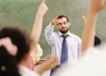 Governo de Minas abre 50 mil vagas em cursos técnicos gratuitos com auxílio-transporte e alimentação