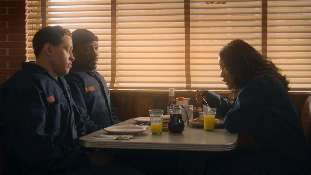 Eddie Murphy volta com tudo e surpreende com novo filme de ação
