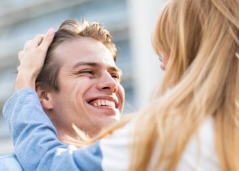 Romance e rotina podem andar juntos com pequenos gestos diários