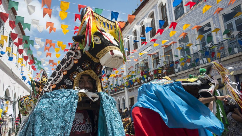 São Luís é um ambiente onde o mar, a cultura e a tradição se combinam de forma natural