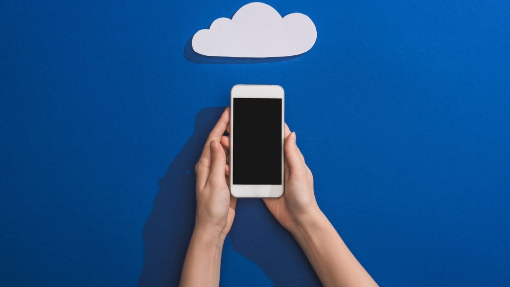 Melhores formas de liberar espaço no celular sem apagar fotos