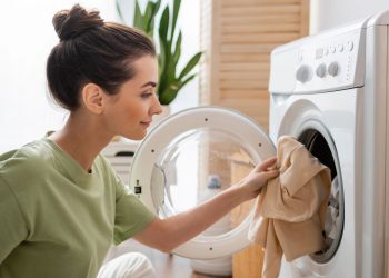 Como manter suas cortinas blackout limpas e impecáveis