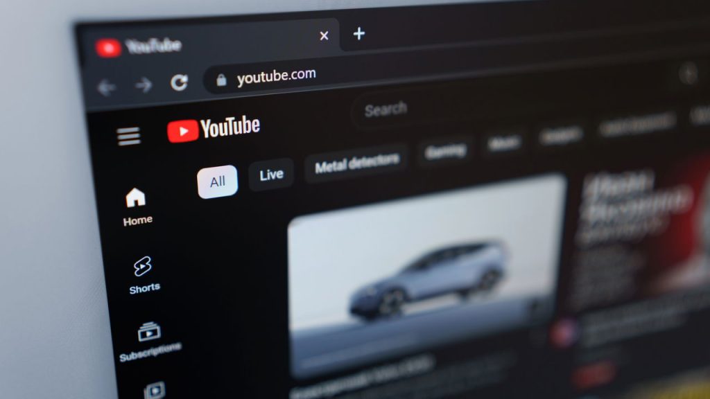 YouTube usa IA para verificar idade com mais precisão e segurança