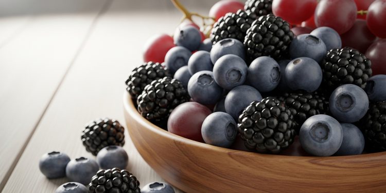 As frutas amigas do fígado que você pode plantar em casa e colher sempre frescas