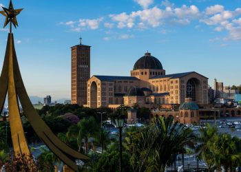 Essa cidade paulista é o maior destino de turismo religioso do Brasil