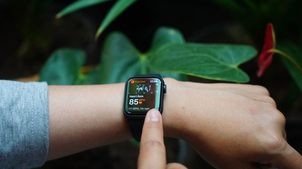 Apple Watch Ultra 3 e SE 3 chegam com funções de destaque