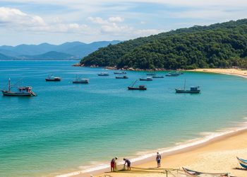 Essa cidade com mais de 100 praias de águas cristalinas se tornou referência em São Paulo por unir qualidade de vida, turismo de alto nível e natureza preservada