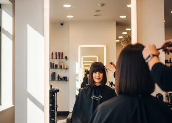 O erro no corte de cabelo que pode deixar o rosto mais arredondado sem você perceber