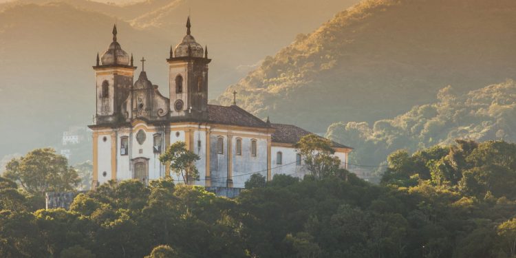 A cidade mineira com 800 toneladas de ouro na história e uma gema exclusiva no mundo