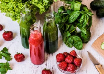 Bebidas detox caseiras que aceleram o metabolismo naturalmente