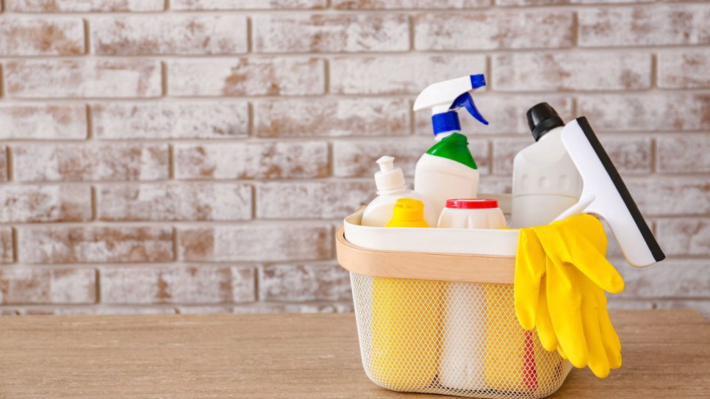 O truque simples que remove gordura da parede sem esforço