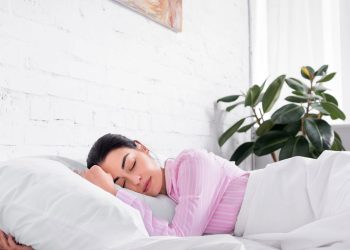 Benefícios do pijama para noites tranquilas e confortáveis