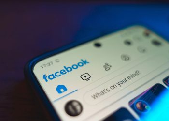 Filme sobre bastidores do Facebook traz segredos nunca contados