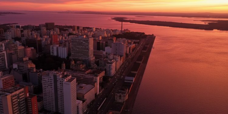 Essa cidade gaúcha é considerada uma das mais acolhedoras do Sul e encanta turistas com cafés charmosos e um pôr do sol inesquecível
