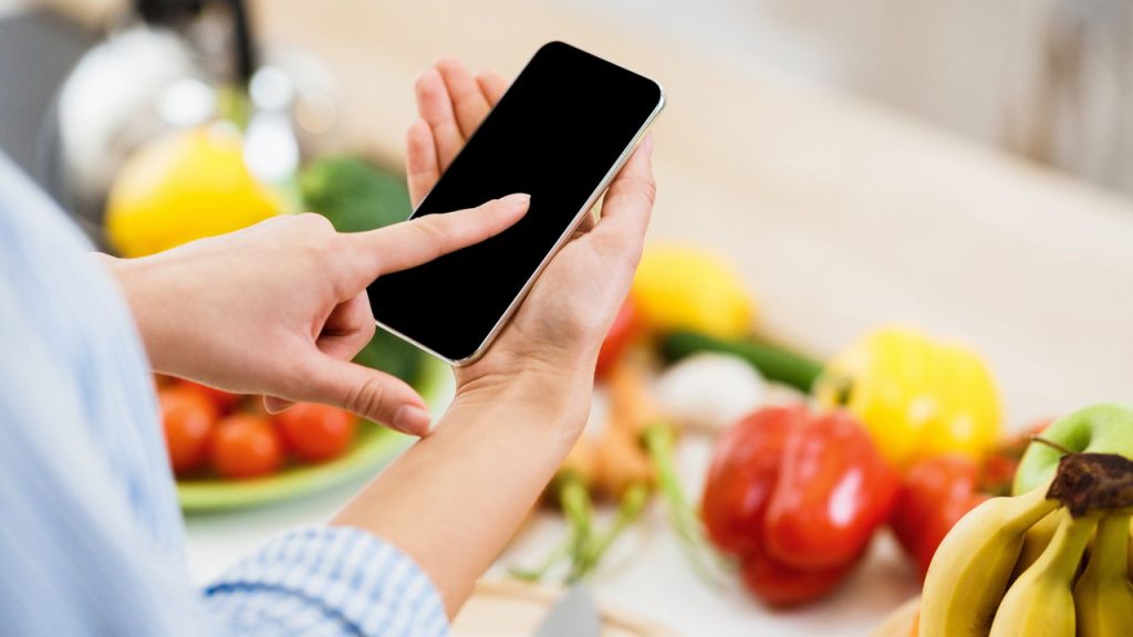 Você sente o celular vibrar sem motivo? A ciência explica