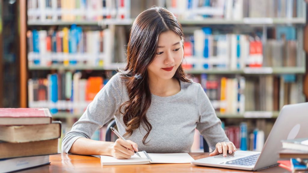 Senai abre 2 mil vagas em cursos gratuitos EaD de alta demanda