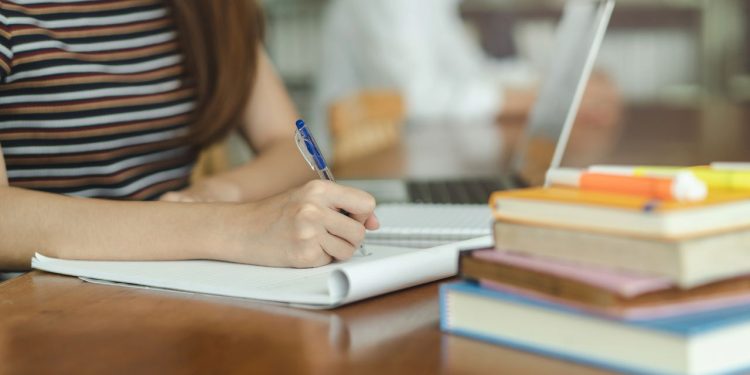 Unesp oferece pós gratuita para professores da rede pública paulista