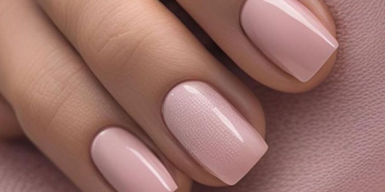 O que a psicologia revela sobre quem ama usar unhas quadradas