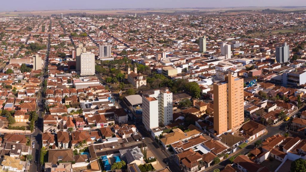 No interior de São Paulo existe uma cidade que virou símbolo de qualidade de vida e festas sertanejas