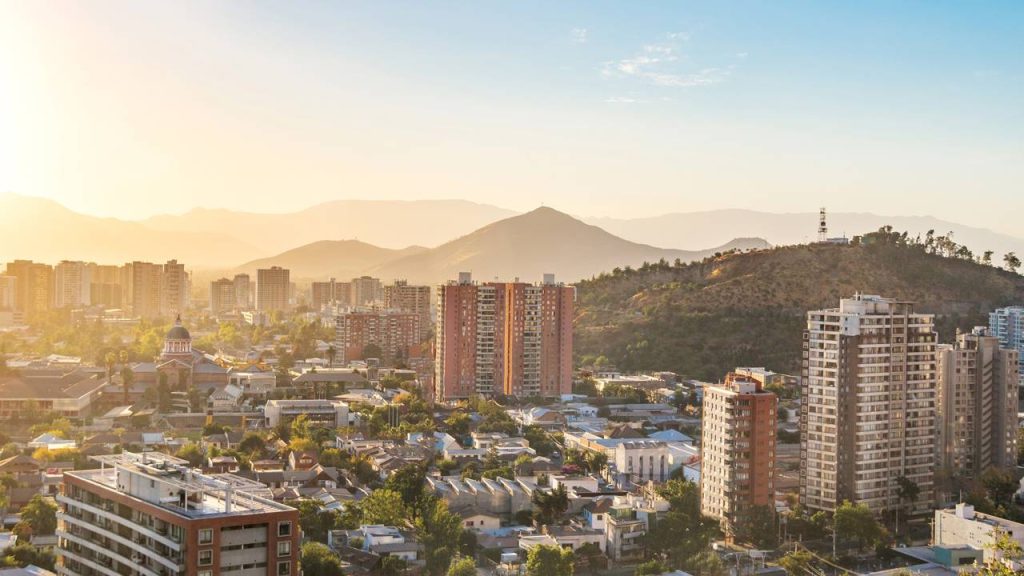 Santiago, Chile - A cidade moderna entre montanhas que virou sonho dos brasileiros que amam viajar