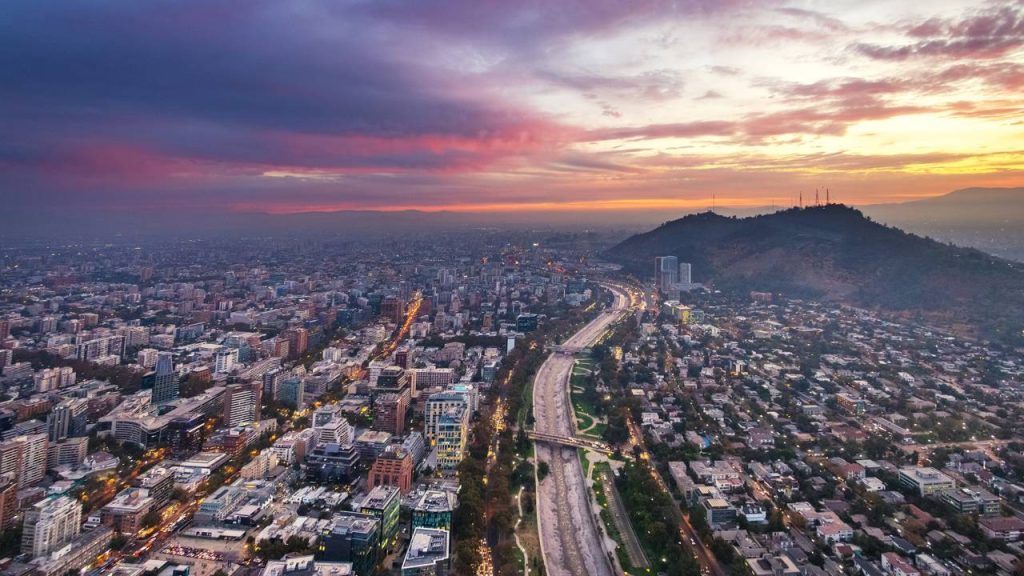 Santiago, Chile - A cidade moderna entre montanhas que virou sonho dos brasileiros que amam viajar
