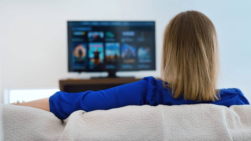 Perdeu o controle da TV? Transforme seu celular em controle com essas dicas