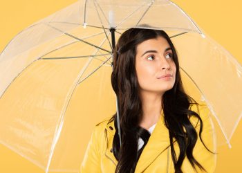 Motivos históricos que explicam o azar do guarda-chuva aberto em casa