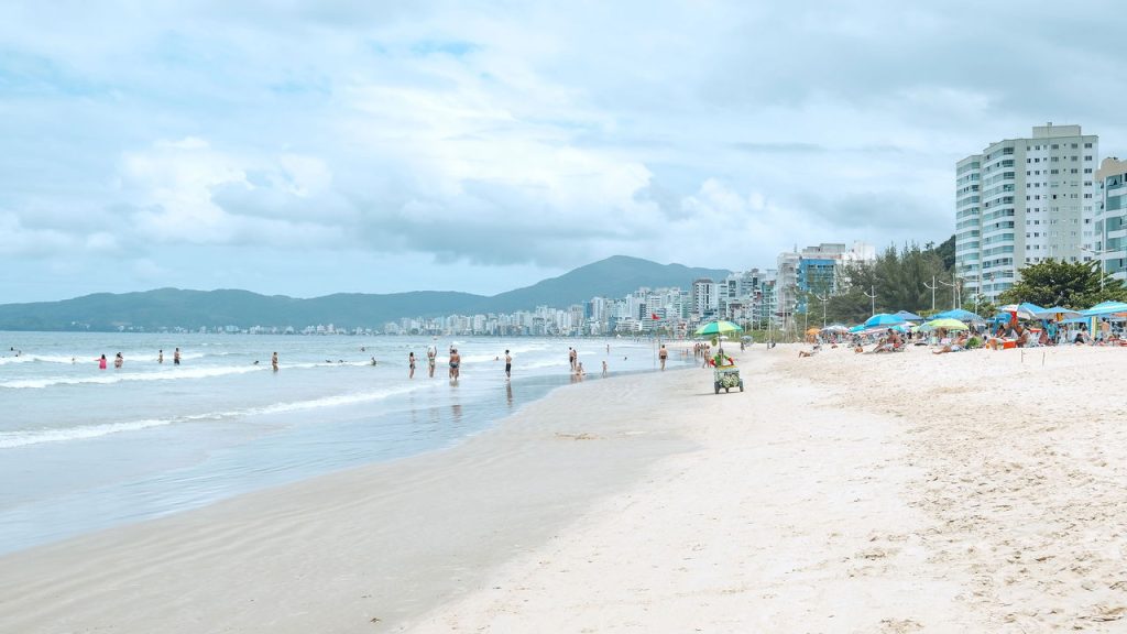 Essa cidade é conhecida como o paraíso catarinense entre Balneário e Florianópolis