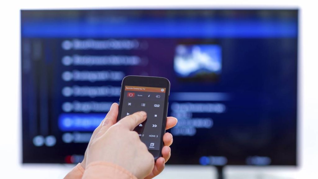 Perdeu o controle da TV? Transforme seu celular em controle com essas dicas