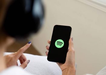 Nova função do Spotify com ChatGPT cria playlists só com um comando