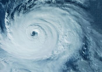 O que torna um ciclone tropical um supertufão e por que ele é tão destrutivo