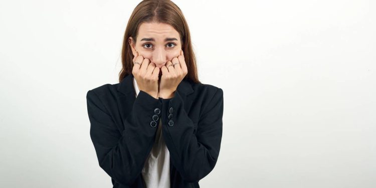 Como superar a timidez e falar com segurança