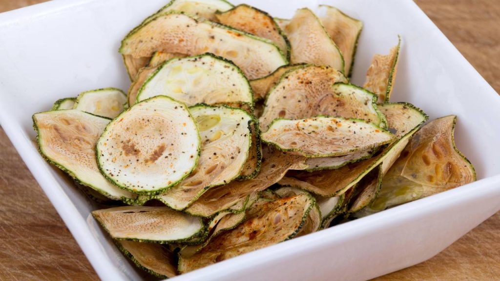 Faça seus próprios snacks com ingredientes colhidos do jardim e evite industrializados