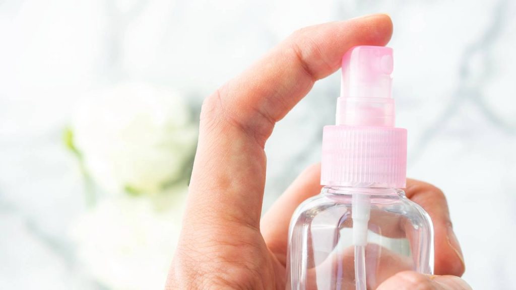 Receitas naturais que limpam bem sem estragar seus móveis