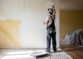 Adeus à parede branca: a cor da tinta que está em alta para embelezar sua casa sem gastar