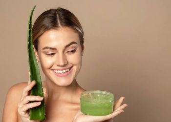 A planta que hidrata, acalma e deixa a pele com aparência mais jovem