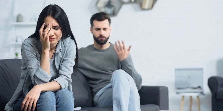 Como o choro nas conversas tensas ajuda a organizar emoções intensas?