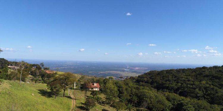 Esse destino turístico no interior do Brasil está encantando brasileiros com suas paisagens únicas