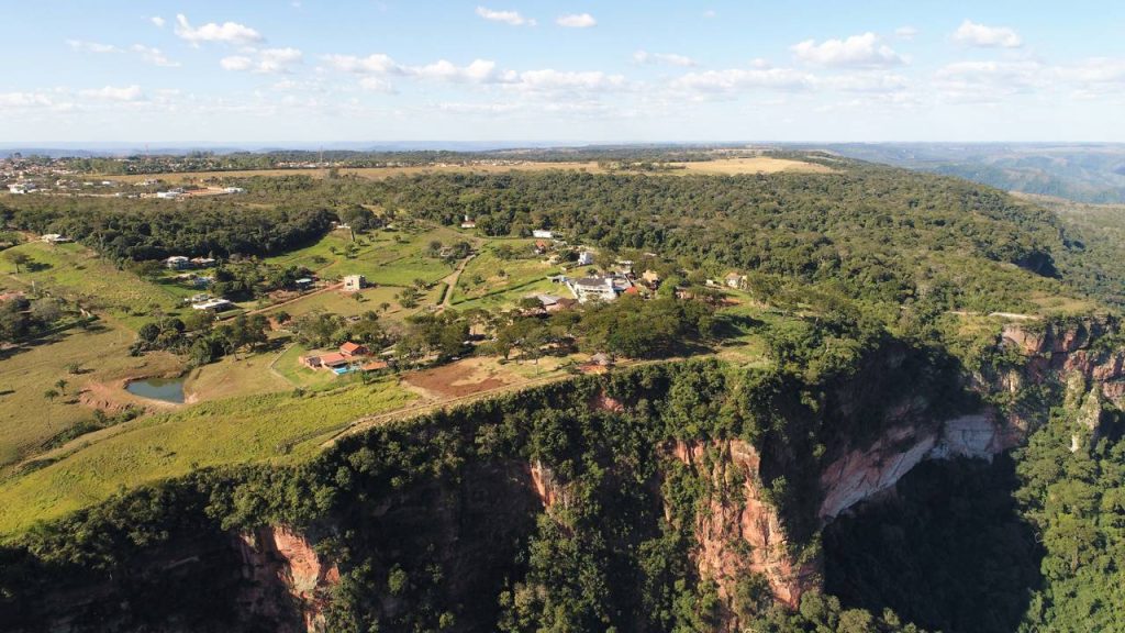 Esse destino turístico no interior do Brasil está encantando brasileiros com suas paisagens únicas