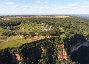 Esse destino turístico no interior do Brasil está encantando brasileiros com suas paisagens únicas