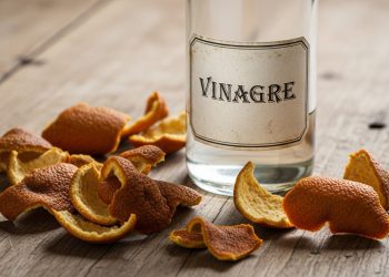 Cascas de laranja com vinagre: por que é recomendado essa mistura e para que serve?