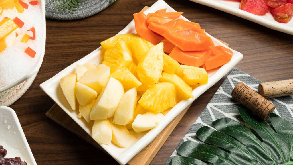 Essa fruta ajuda na digestão e melhora a aparência da pele