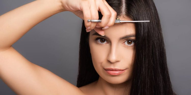 Você sabe de quanto em quanto tempo devemos cortar o cabelo? Veja o que diz uma cabeleireira