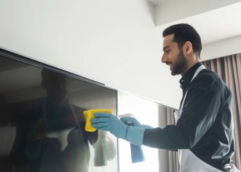 Técnicas simples para limpar a sua televisão e restaurar sua qualidade