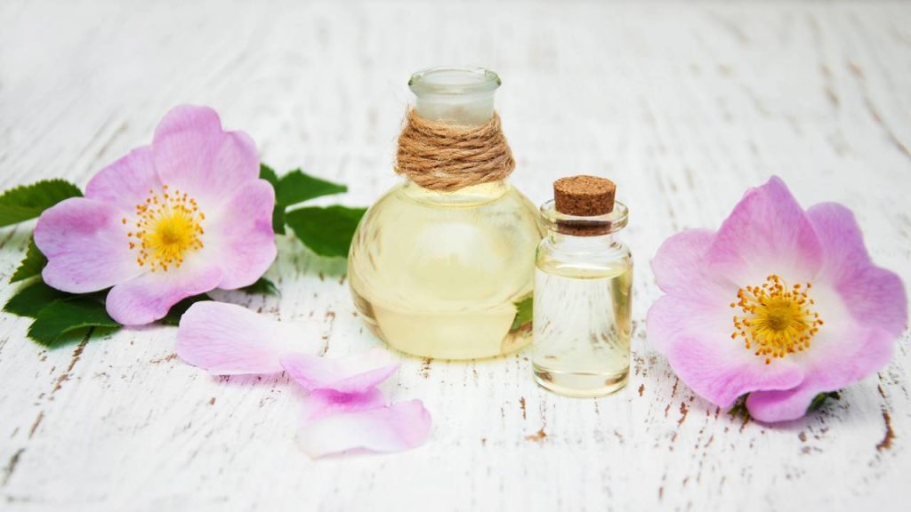 O óleo natural que ajuda a recuperar o brilho natural da pele