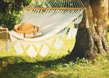 Você lava sua rede de descanso errado? Veja o método correto