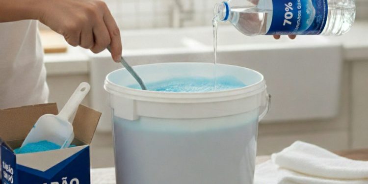 Sabão em pó e álcool: por que tanta gente está usando e aprovando essa mistura?