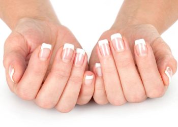 O que significa usar unhas quadradas, segundo a psicologia?