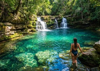 Um paraíso de águas azuis no Maranhão que parece cenário de filme